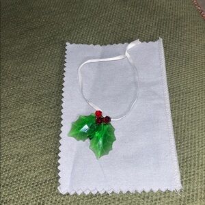 Swarovski Green Holly Leaf Ornament with Red Berries. NIB